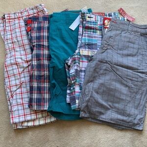 Lot of 5 patterned shorts, 36